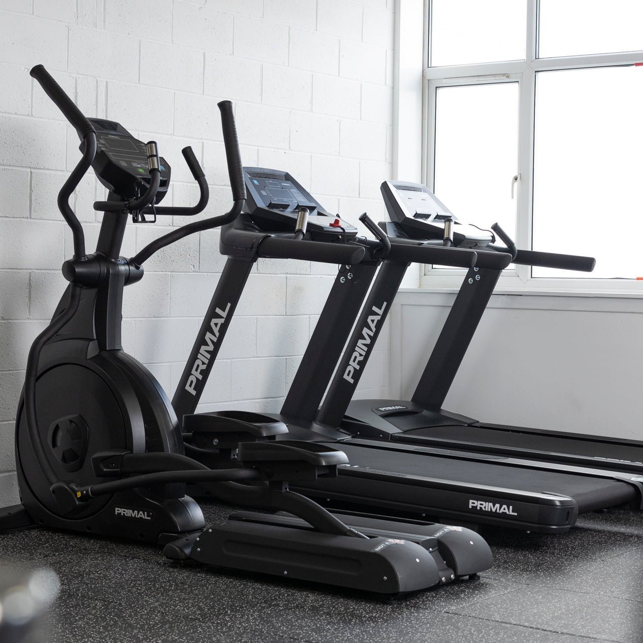 Elliptical_7bcb8ca2-d44e-4383-b7c0-3cd14970eee4