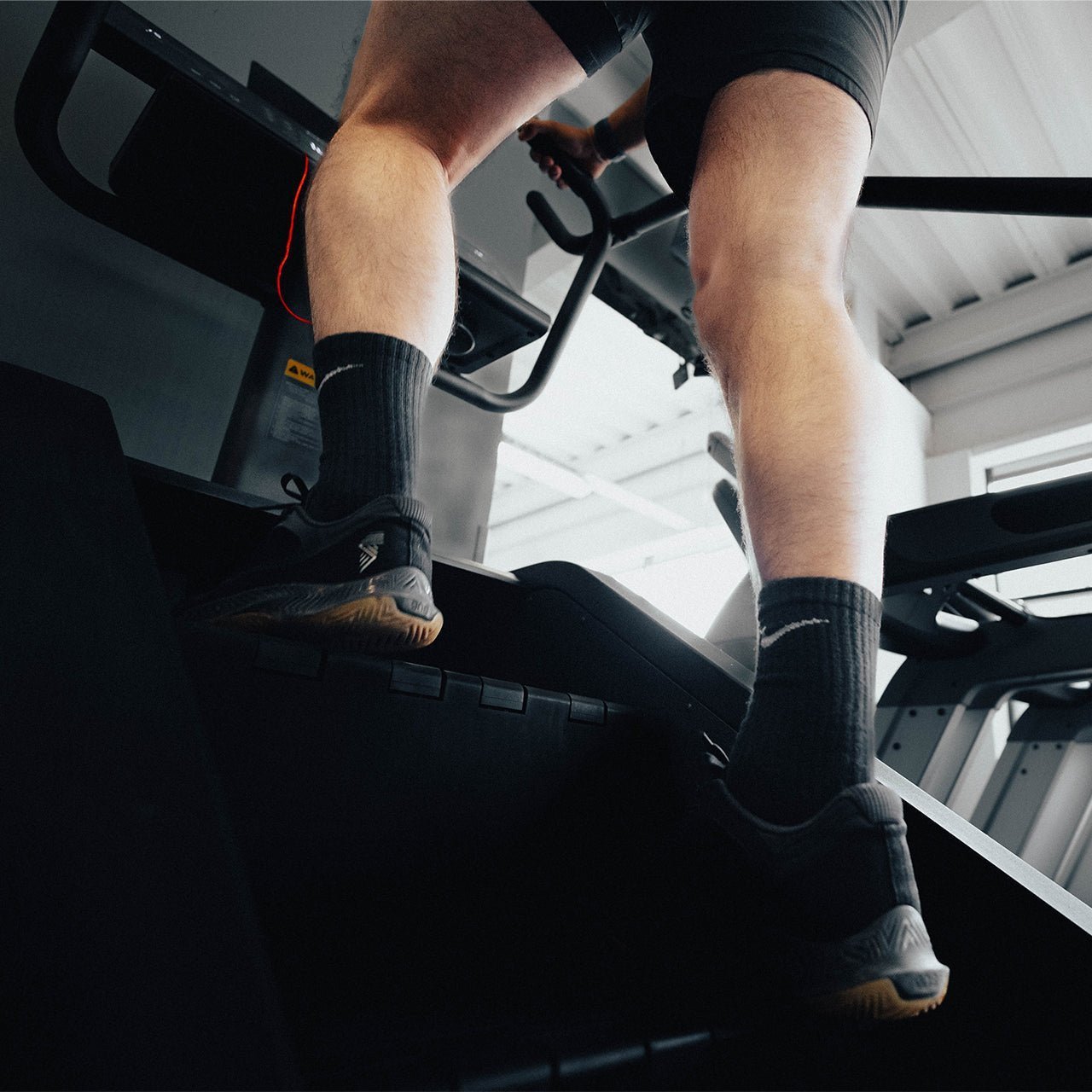 PSSC2800-Performance-Stair-Climber-Exercise-Steppers-Steps-Close-Up-Shot_8a117fd2-e7ae-4472-ad24-e1e7f81fcfc7